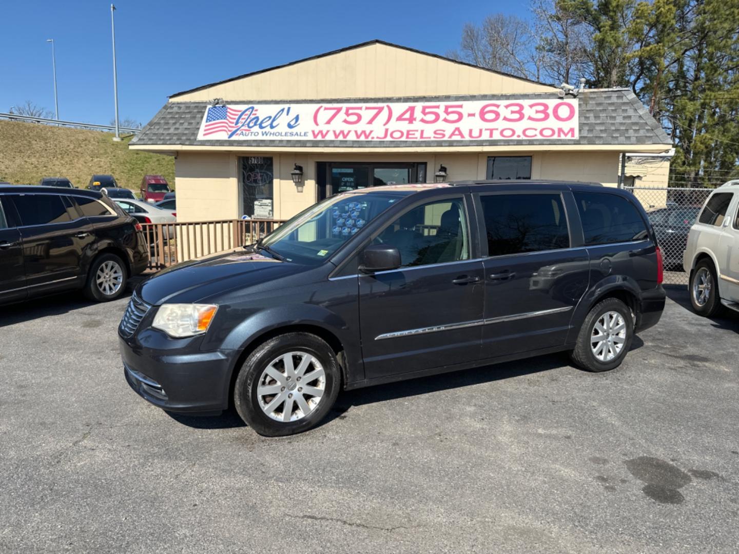 2014 Black Chrysler Town & Country (2C4RC1BG1ER) , located at 5700 Curlew Drive, Norfolk, VA, 23502, (757) 455-6330, 36.841885, -76.209412 - Photo#0